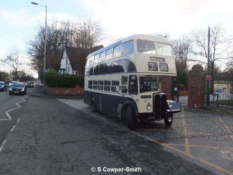 HDK835 Heaton Pk Manchester 2 040217.JPG
