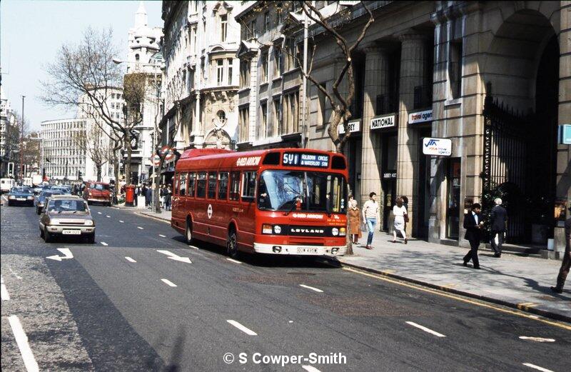 LS495 501 Holborn Circus & Waterloo Stn 1981.jpg