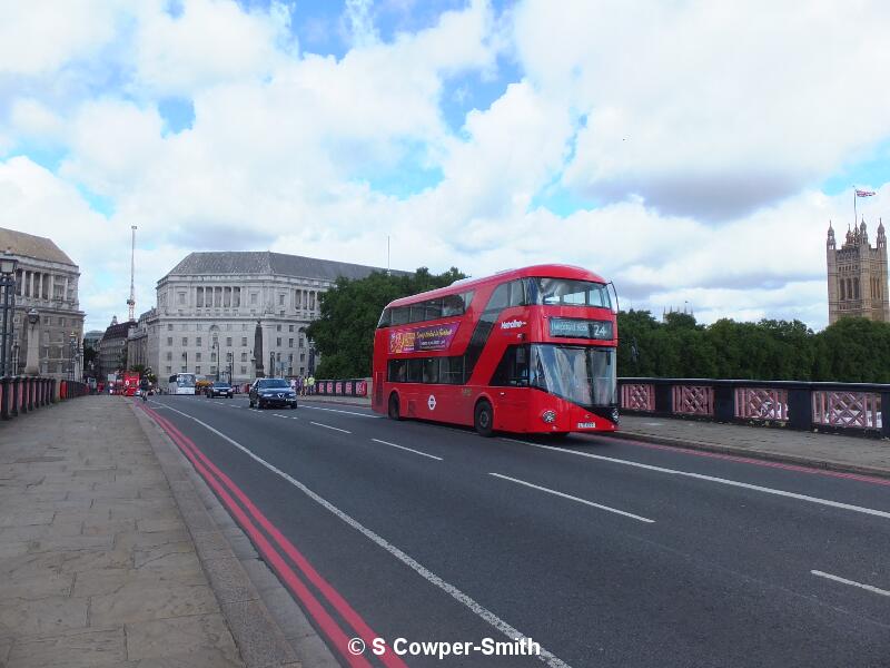 LT27 24 Lambeth Bridge Diversion 030813.JPG