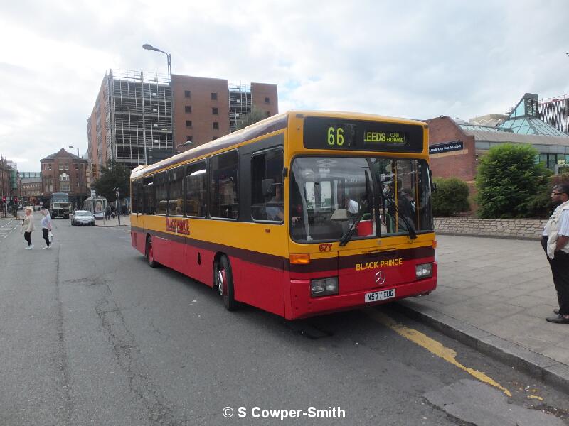 N577EUG Leeds Running Day 1 210816.JPG