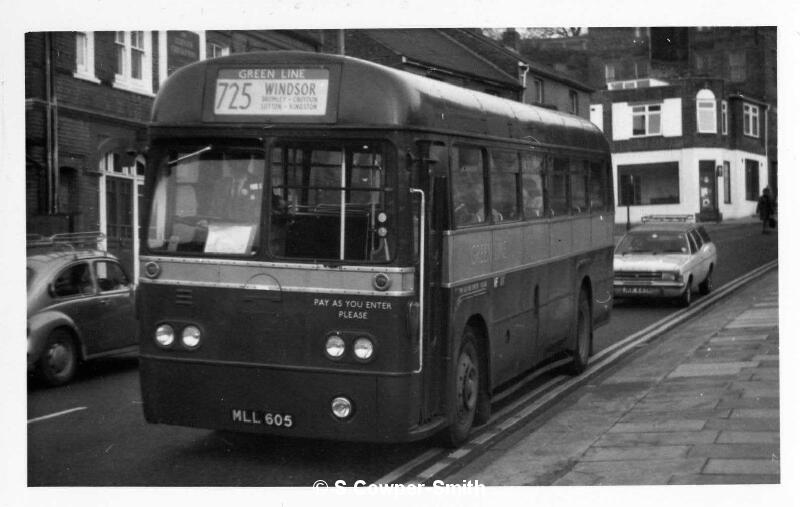 RF218 NF 725 Dartford 00111975 c Metropolitan Photographic.jpg