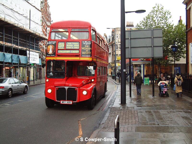 RM1312 FNS 159 Streatham Station Streatham 181105.JPG