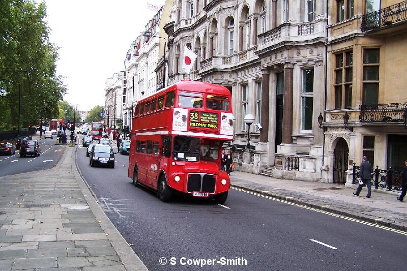 RM1968 FOS 38 Mildmay Park Piccadily 281005.JPG