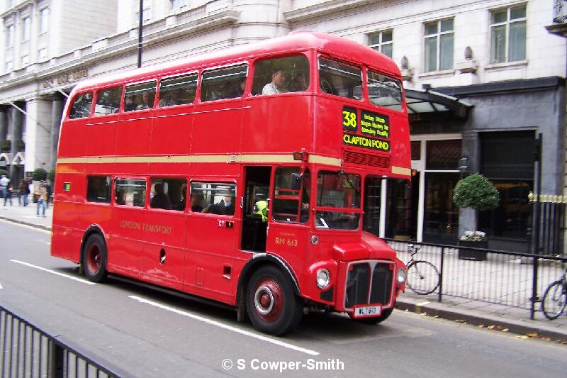 RM613 FOS 38 Clapton Pond Piccadily 281005.JPG
