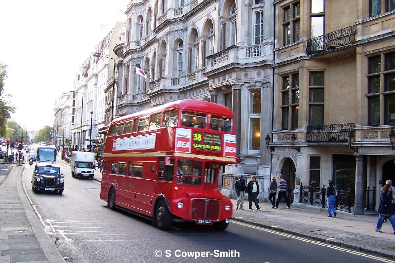 RMF1254 FOS 38 Clapton Pond Piccadilly 281005.JPG