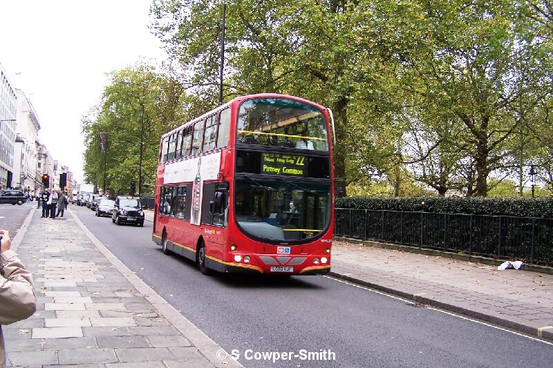 WVL27 FOS 22 Putney Common Piccadily 281005.JPG