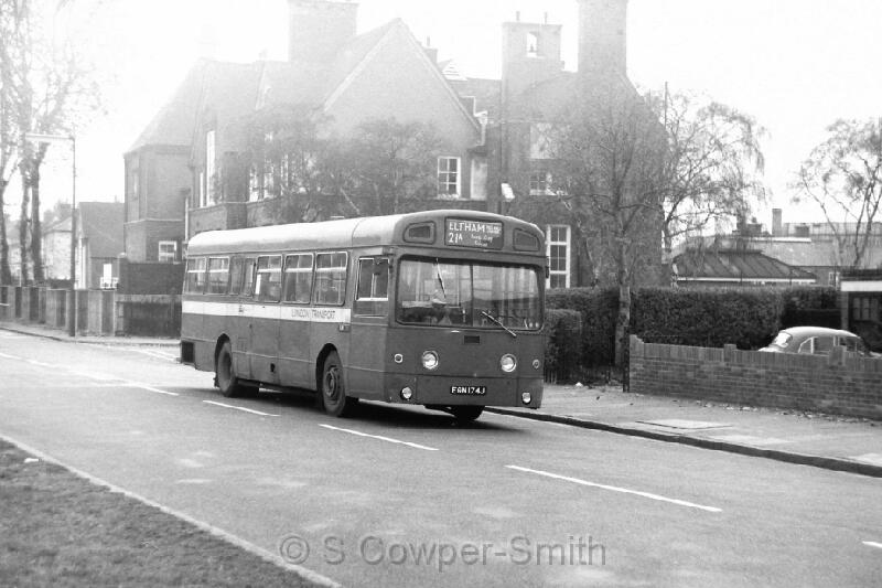 21A BW08,03,SMS174,NEW ELTHAM,21A,ELTHAM WELL HALL STATION,111976.JPG