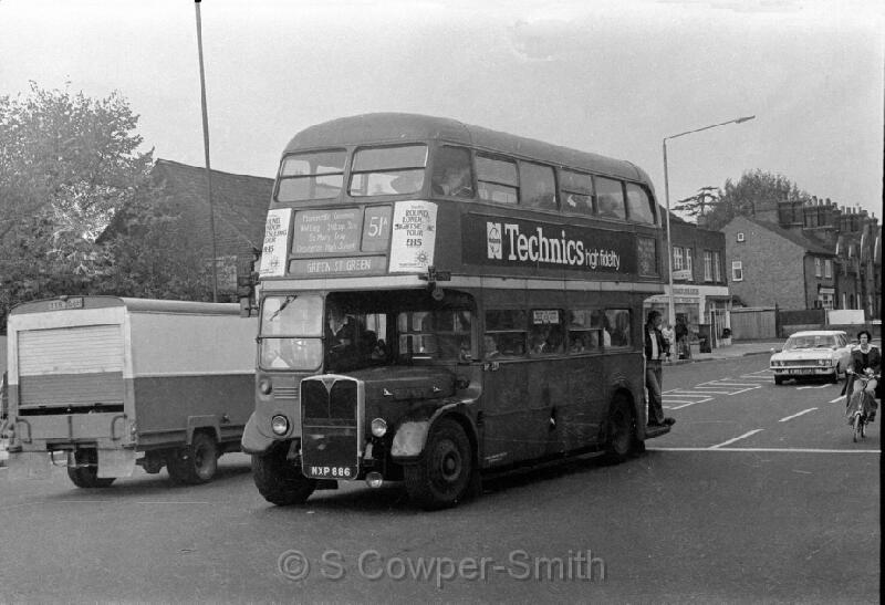 51A,BW03,12, RT4633 51A GREEN ST GREEN FOOTS CRAY OCT76.jpg
