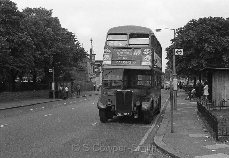 62,BW58,09,RT4633,62,BARKING LONDON ROAD,BARKING,Aug-78.jpg