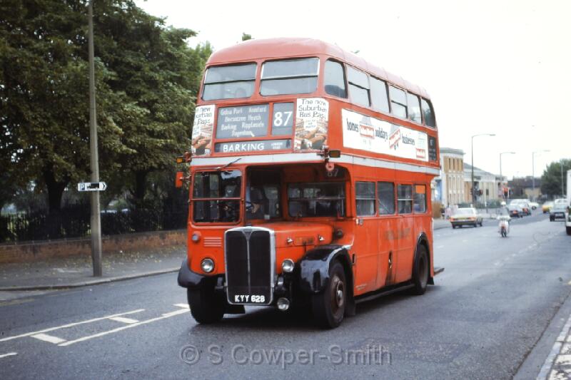87,S27,24,RT1790,87,Barking London Road,Longbridge Rd,091978.JPG - 87,S27,24,RT1790,87,Barking London Road,Longbridge Rd,091978