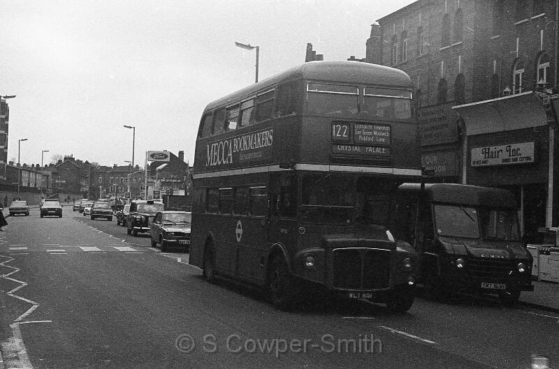 122,BW33,06,RM0851,122,CRYSTAL PALACE,LEE HIGH RD,220478.jpg