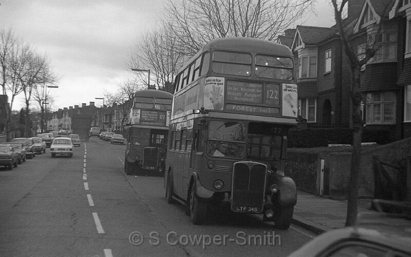 122,BW34,25,RT2620,122,FOREST HILL,WICKHAM LNE NR AM GARAGE,21041978.jpg