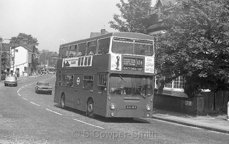 124,BW37,30,DMS2181,124,CATFORD ST. DUNSTAN'S COLLEGE,COURT RD SE9,01051978.jpg