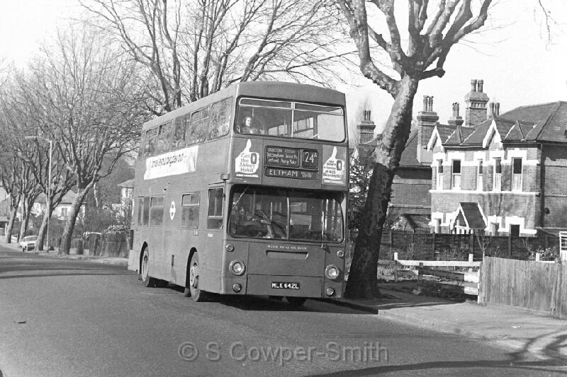 124A,BW27,18,DMS0642,124A,ELTHAM WELL HALL STATION,CHINBROOK RD SE12,Feb-78.JPG