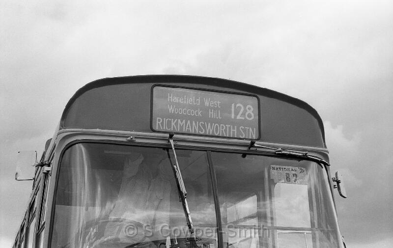 128,BW42,30,,128,RICKMANSWORTH STN,HILLINGDON SHOW,24061978.jpg