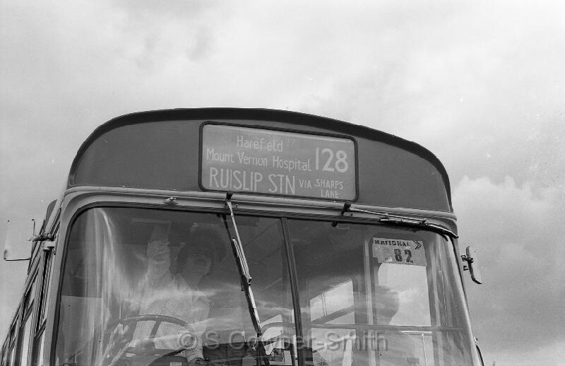 128,BW42,41,,128,RUISLIP STN VIA SHARPS LANE,HILLINGDON SHOW,24061978.jpg