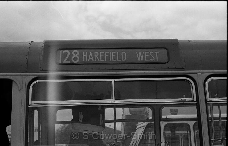 128,BW43,10,,128,HAREFIELD WEST,SIDE BLIND,24061978.jpg