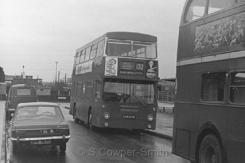 132,BW26,09,DMS2361,132,SLADE GREEN STATION,SLADE GREEN STATION,Feb-78.JPG