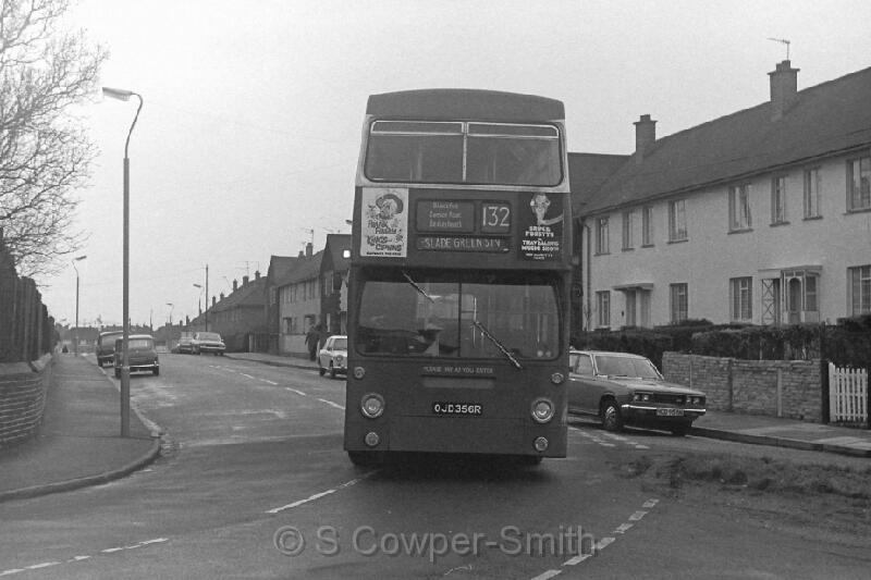 132,BW26,11,DMS2356,132,SLADE GREEN STATION,SLADE GREEN STATION,Feb-78.JPG