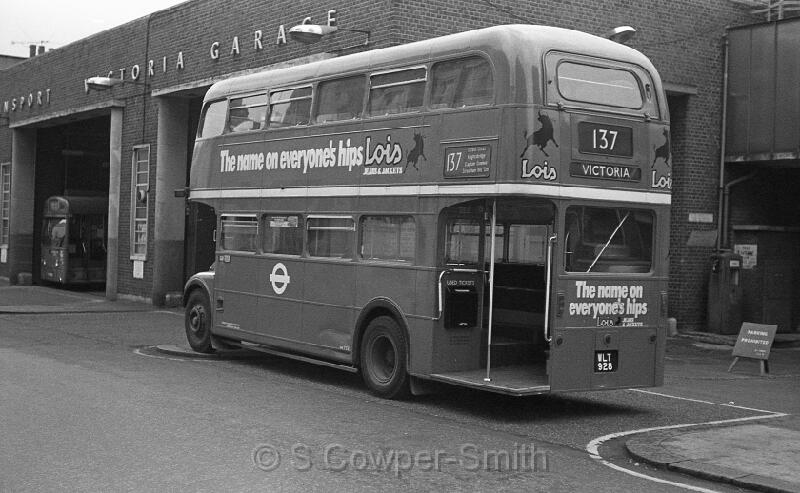 137,BW48,14,RM0928,137,VICTORIA,GILLINGHAM ST GARAGE,16071978.jpg