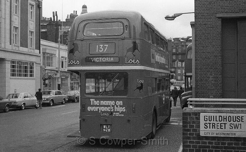 137,BW48,15,RM0928,137,VICTORIA,GILLINGHAM ST GARAGE,16071978.jpg