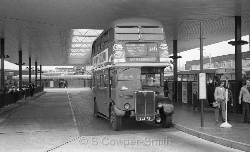 140,BW44,10,RT1599,140,MILL HILL VIA CHERRY LANE CEMETERY,HEATHROW AIRPORT BUS STN,01071978.jpg