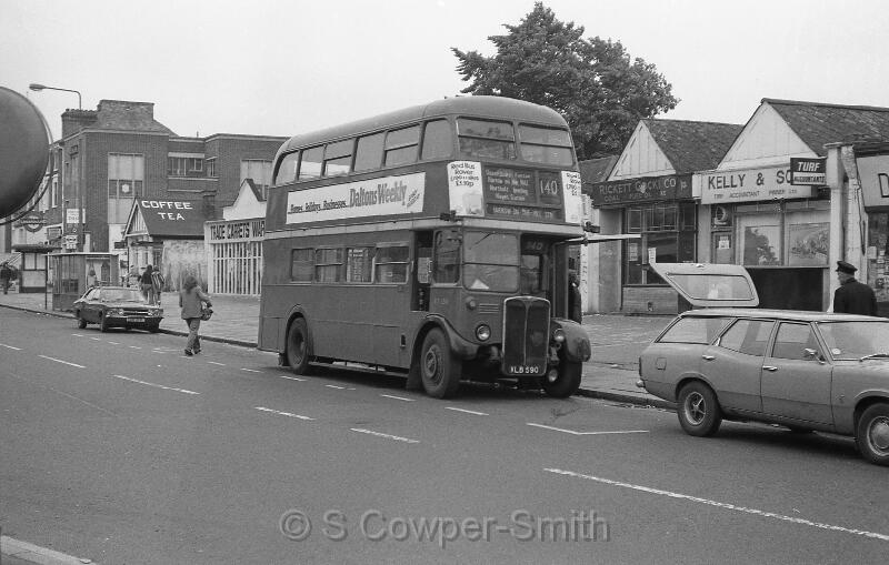 140,BW44,36,RT1541,140,HARROW-ON-THE-HILL STN,HARROW-ON-THE-HILL STN,01071978.jpg