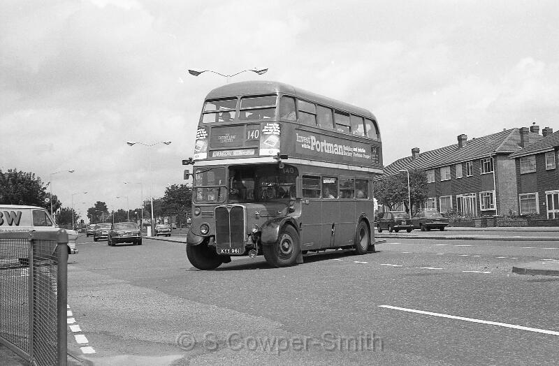 140,BW45,18,RT3232,140,HEATHROW VIA CHERRY LANE CEMETERY,STATION RD HAYES MIDDX,01071978.jpg