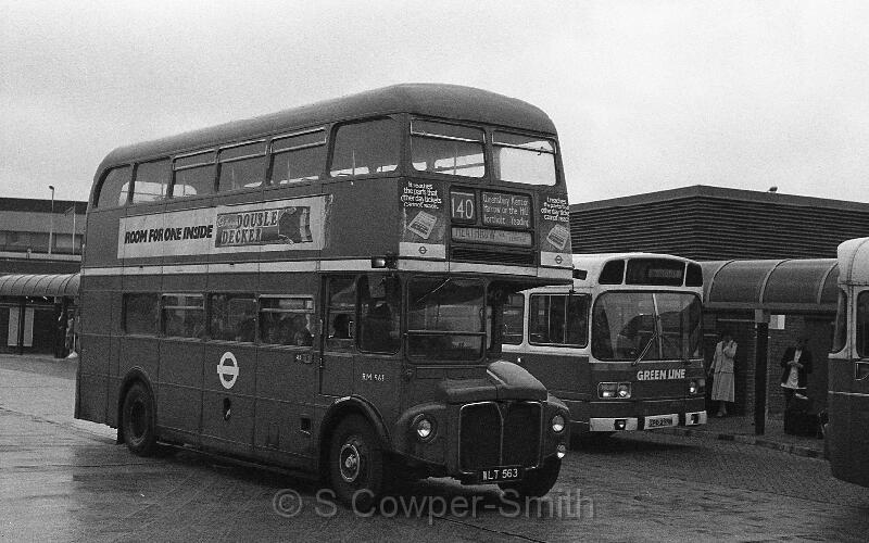 140,BW48,08,RM0563,140,HEATHROW VIA CHERRY LANE CEMETERY,HEATHROW AIRPORT BUS STN,16071978.jpg