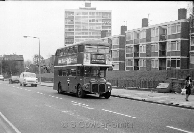 141,BW02,29, RM1581 141 NEW CROSS GARAGE MANOR HOUSE 1076.jpg