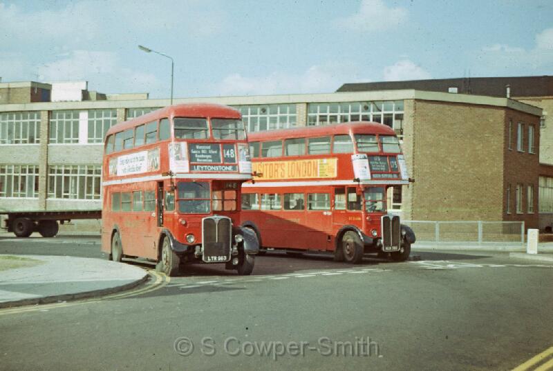 148,S20,25,RT3344,148,LEYTONSTONE,BALLARDS RD DAGENHAM,1976.jpg