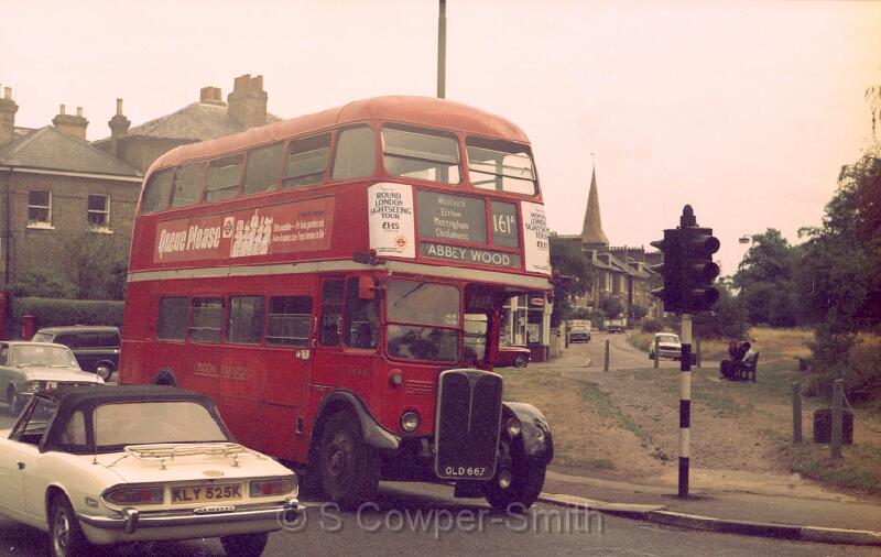 161A,CL23,19,RT4447,161A,ABBEY WOOD,CHISLEHURST WAR MEMORIAL,AUG 1976,,.jpg