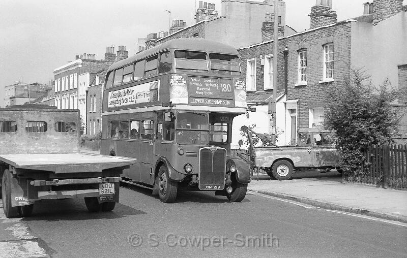 180,BW55,41,RT0840,180,LOWER SYDENHAM STN,GREENWICH STH ST SE10,01081978.jpg