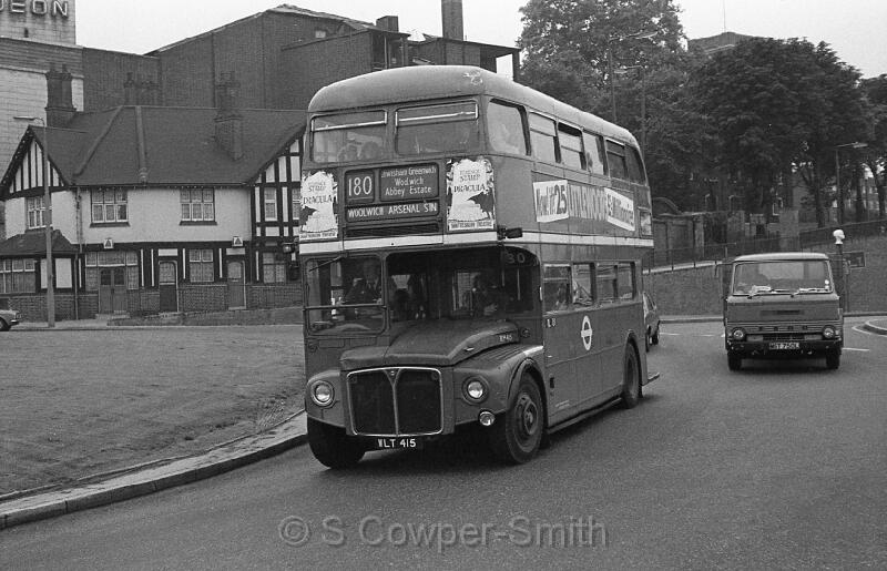 180,BW60,16,RM0415,180,WOOLWICH ARSENAL STN,WOOLWICH,SEPT 1978.jpg