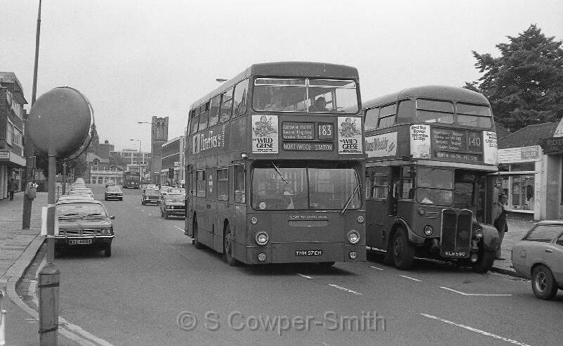 183,BW44,37,DMS0572,183,NORTHWOOD STATION,HARROW-ON-THE-HILL STN,01071978.jpg