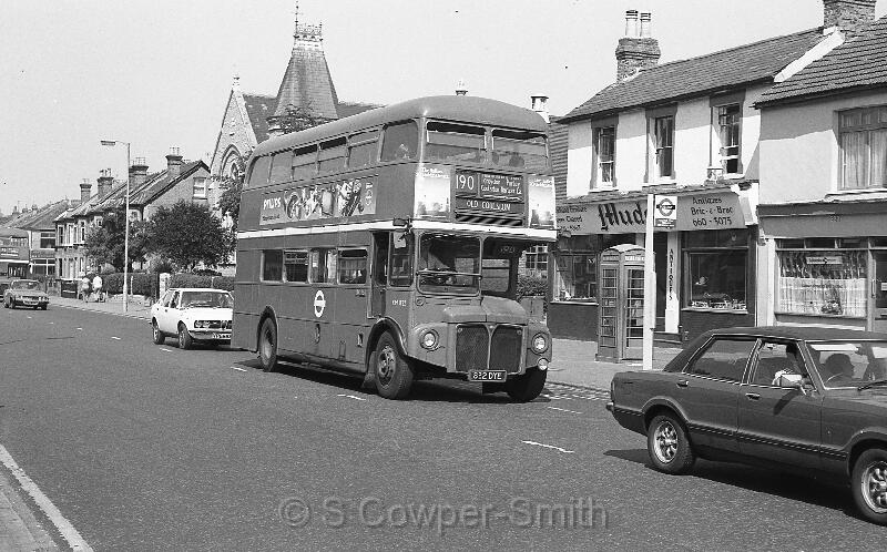 190,BW52,34,RM1822,190,OLD COULSDON,SOUTH CROYDON GARAGE,01081978.jpg