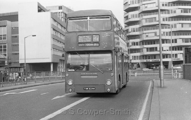 194,BW56,37,DMS1524,194,South Croydon Swan & Sugar Loaf,East Croydon,Aug 1978.jpg