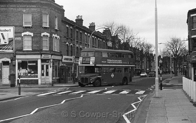 28 BW29,22,RM1745,28,Wandsworth Bridge,Wandsworth Bridge Rd Hugon Rd,260378.jpg