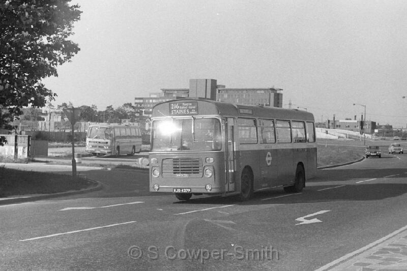 216,BW20,10,BL37,216,STAINES,STAINES,JUNE 1977.JPG