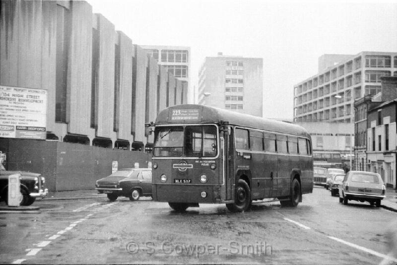 223,BW04,13 RF537 223 HEATHROW AIRPORT UXBRIDGE 021076.jpg