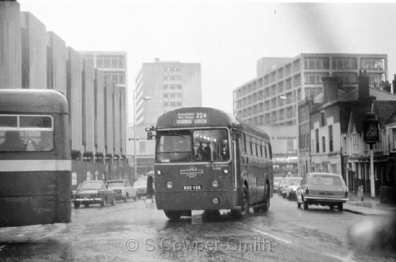 224,BW04,09 RF481 224 UXBRIDGE STATION 021076.jpg
