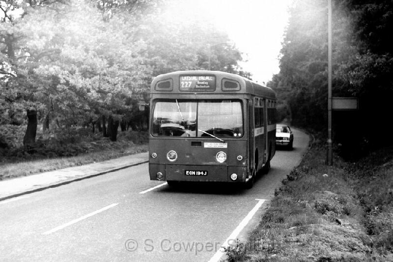 227,BW05,29 SMS194 227 CRYSTAL PALACE CHISLEHURST 101976.JPG