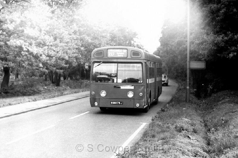 227,BW05,30 SMS178 227 CHISLEHURST GORDON ARMS CHISLEHURST 101976.JPG