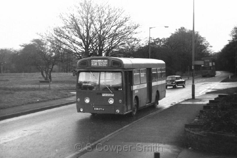 228,BW08,20,SMS177,CHISLEHURST HIGH ST,228,CHISLEHURST GORDON ARMS,111976.JPG