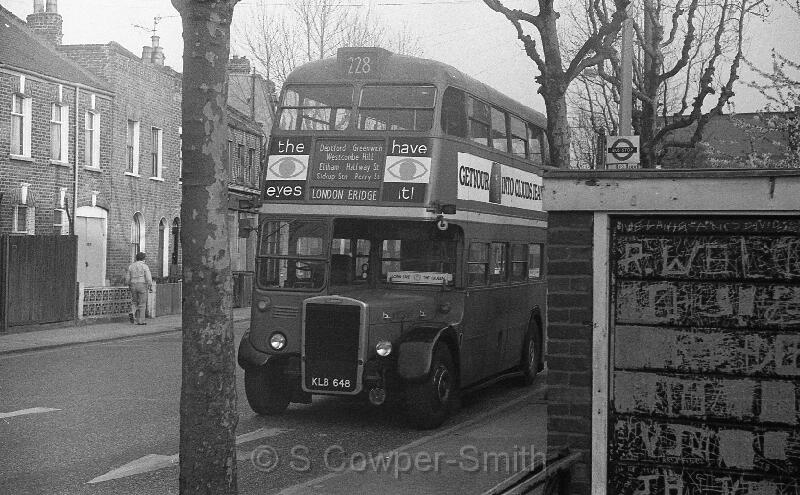 228,BW38,14,RTL0453,228,LONDON BRIDGE,SURREY DOCKS STN,23041978.jpg