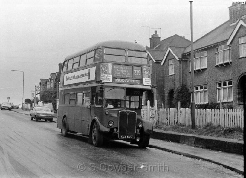 229,BW03,09, RT1341 229 WOOLWICH HARE STREET ORPINGTON STN OCT76.jpg