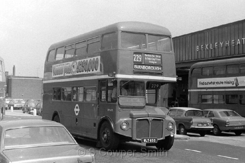 229,BW20,03,RM0655,229,FARNBOROUGH,BEXLEYHEATH BUS GARAGE,JUNE 1977.JPG
