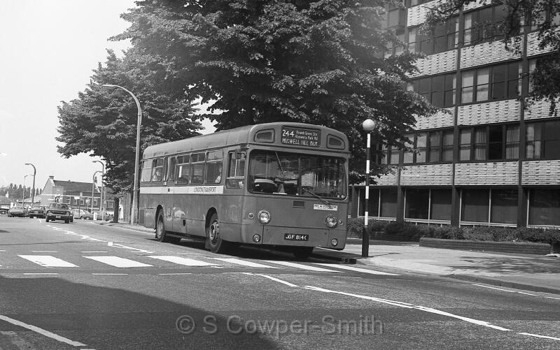 244,BW40,27,SMS814,244,MUSWELL HILL BDY,SOUTHGATE,21051978.jpg