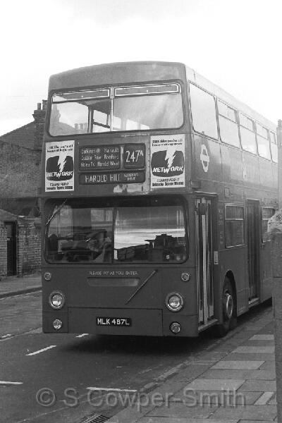 247A,BW12,17,DMS0487,247A,Harold Hill Gooshays Drive,Ilford Stn,021977.JPG