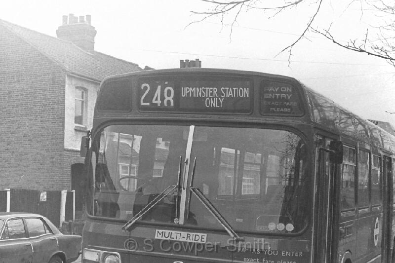 248,BW27,06,LS130,248,UPMINSTER STATION ONLY,PARKSIDE HOTEL HAINAULT RD,260278.JPG